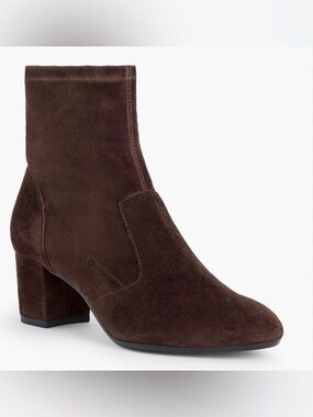 Talbots Dark Chocolate  Brown  Suede 2 in Ankle Boots   size 6.5